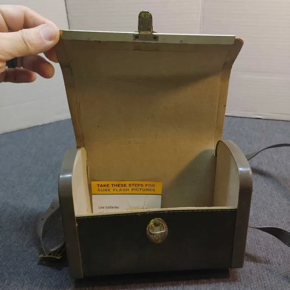 Vintage Kodak Instamatic 104 Camera Case Brown Leather Shoulder Bag